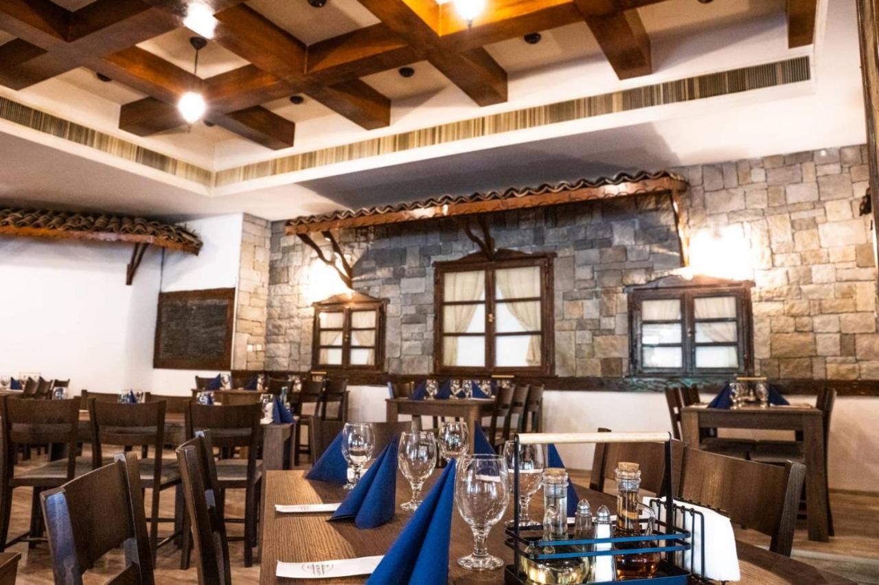 Hotel Ezeroto Stara Zagora Luaran gambar
